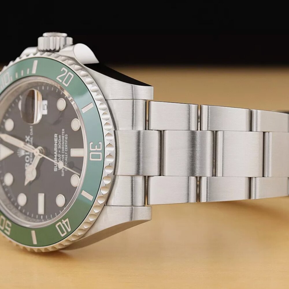 ROLEX MENS SUBMARINER GREEN 41MM STARBUCKS WITH CARDS BOX - Picture 4 of 9
